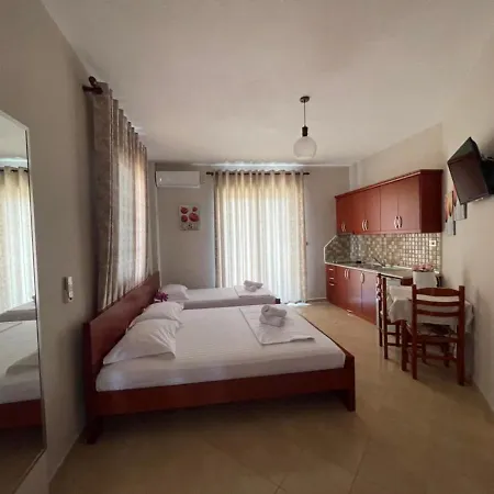 Villa Verde Ksamil 3*